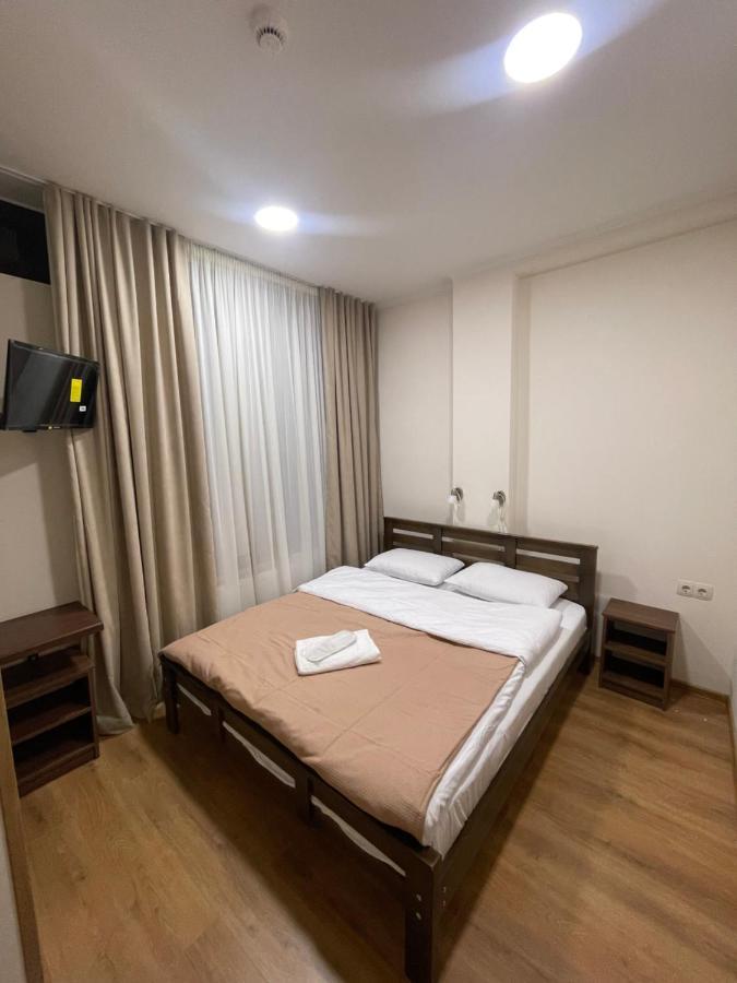 Art Family Hotel 第比利斯 客房 照片