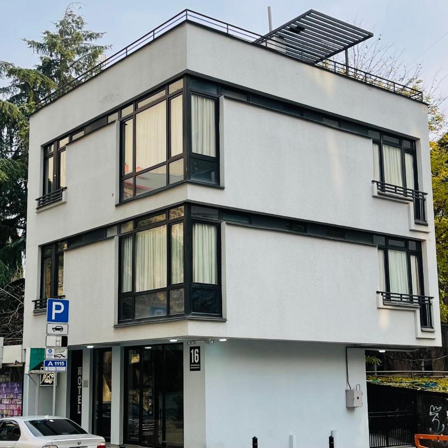 Art Family Hotel 第比利斯 外观 照片
